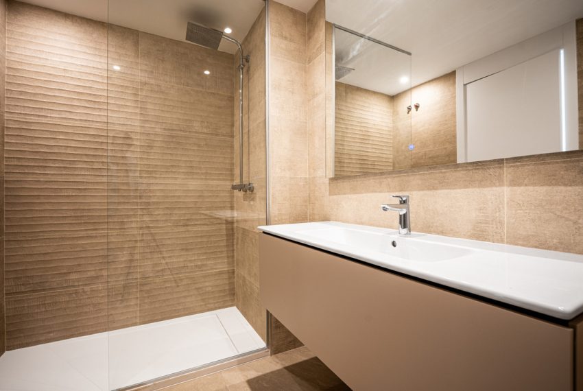 R5223739-Apartment-For-Sale-Marbella-Penthouse-Duplex-2-Beds-290-Built-18