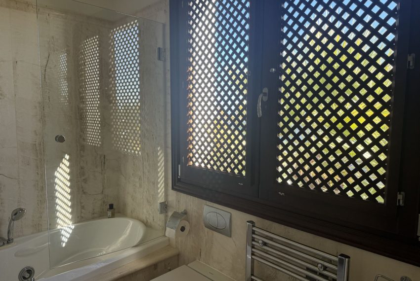 R5225392-Apartment-For-Sale-Estepona-Ground-Floor-Apartment-3-Beds-127-Built-8