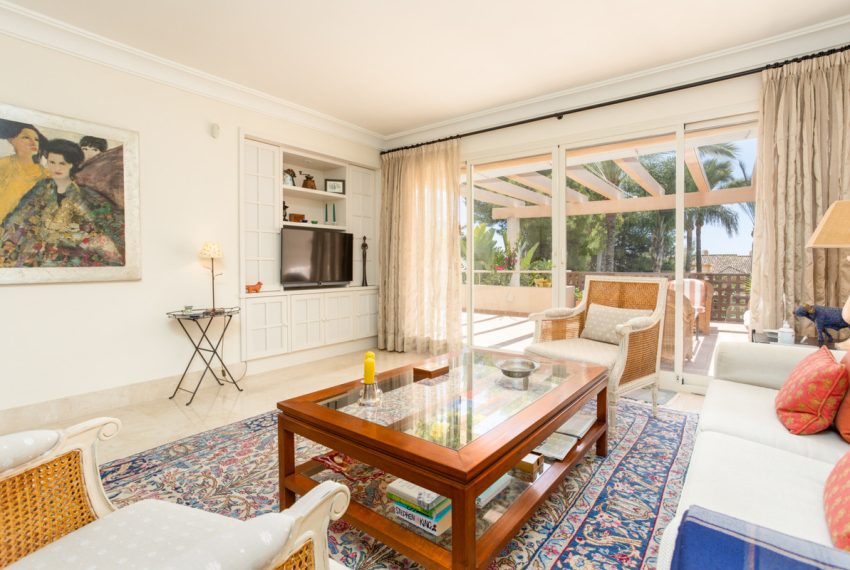 R5225431-Apartment-For-Sale-Rio-Real-Middle-Floor-Apartment-2-Beds-142-Built-1