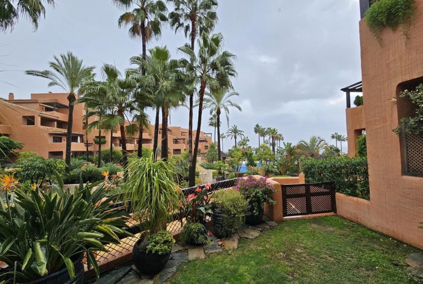 R5225458-Apartment-For-Sale-Estepona-Middle-Floor-Apartment-3-Beds-169-Built-16