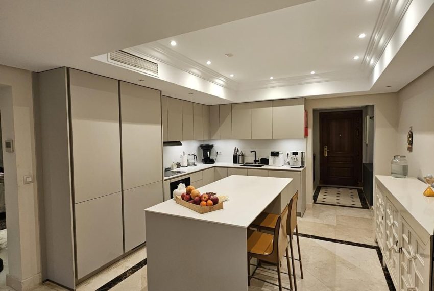 R5225458-Apartment-For-Sale-Estepona-Middle-Floor-Apartment-3-Beds-169-Built-6