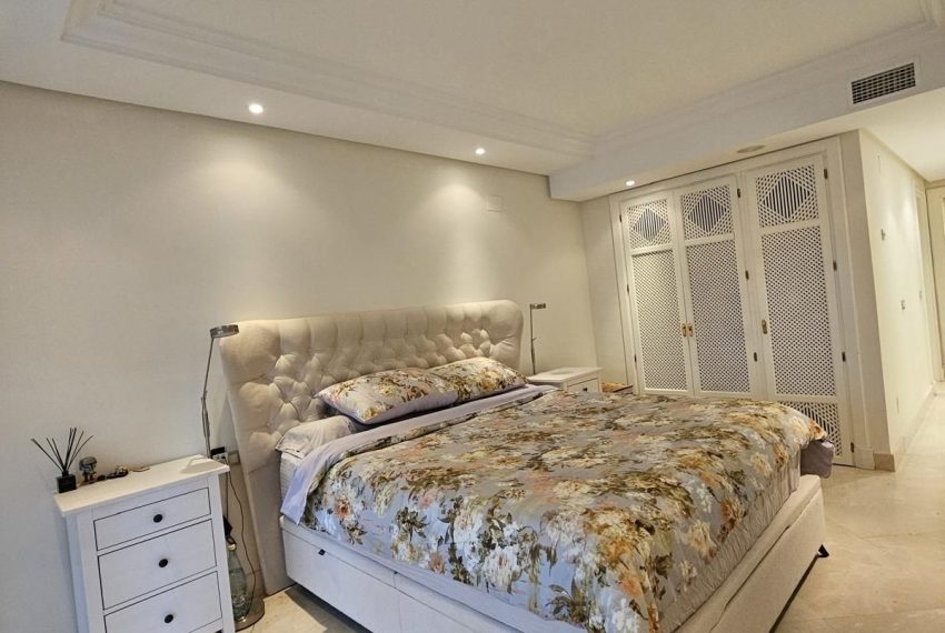 R5225458-Apartment-For-Sale-Estepona-Middle-Floor-Apartment-3-Beds-169-Built-7