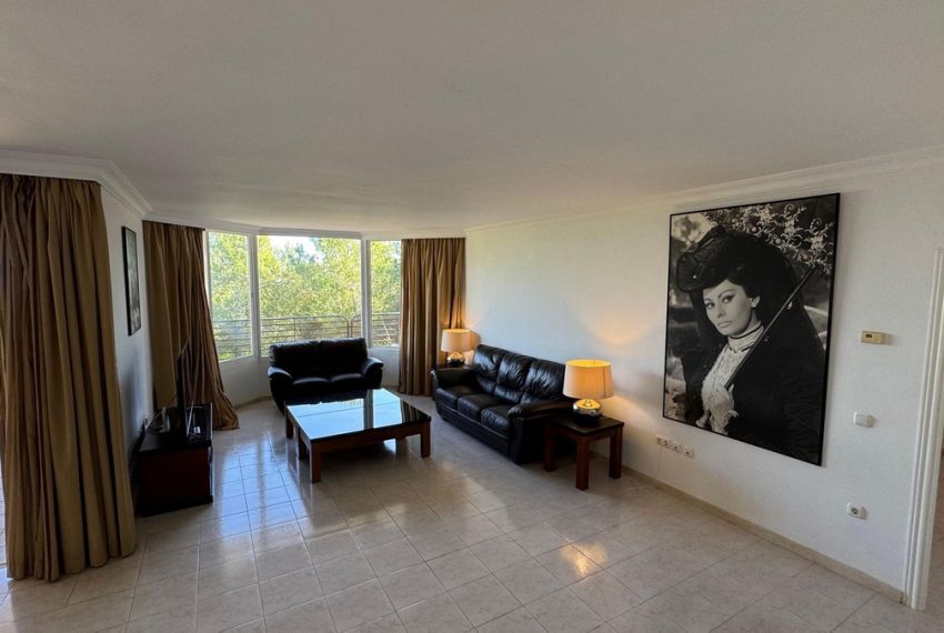 R5225542-Apartment-For-Sale-Miraflores-Ground-Floor-Apartment-3-Beds-258-Built-1