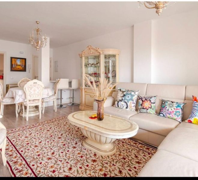 R5226133-Image 1-Middle Floor Apartment - 3 Beds - 110 Built