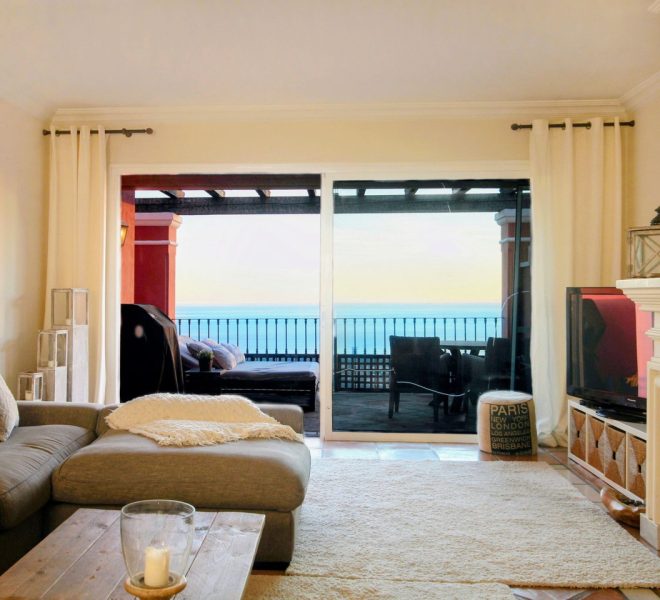 R5226184-Image 1-Penthouse - 2 Beds - 156 Built