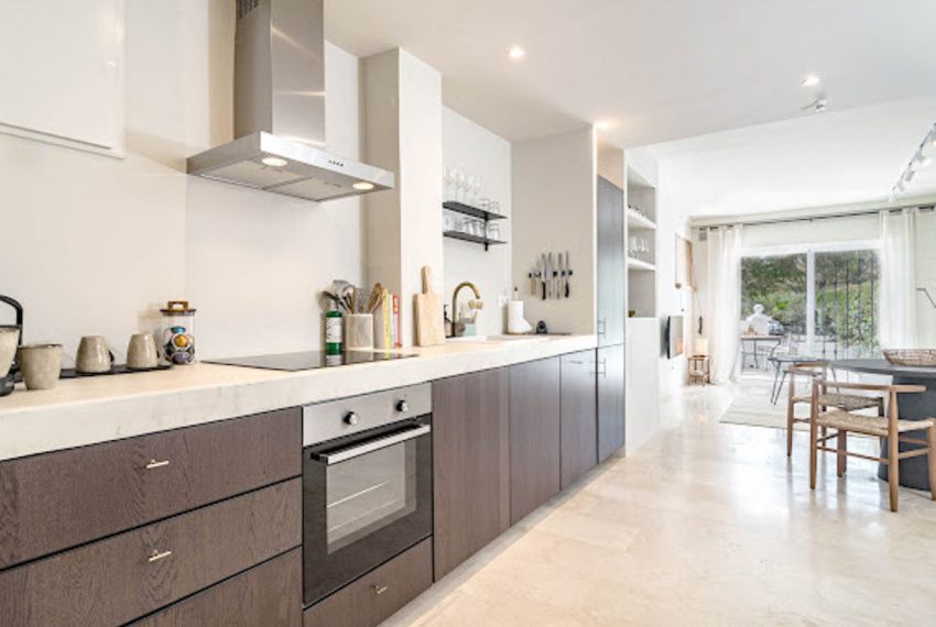 R5228719-Apartment-For-Sale-Nueva-Andalucia-Ground-Floor-Apartment-2-Beds-70-Built-9