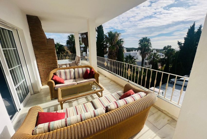 R5229388-Apartment-For-Sale-Estepona-Penthouse-2-Beds-117-Built