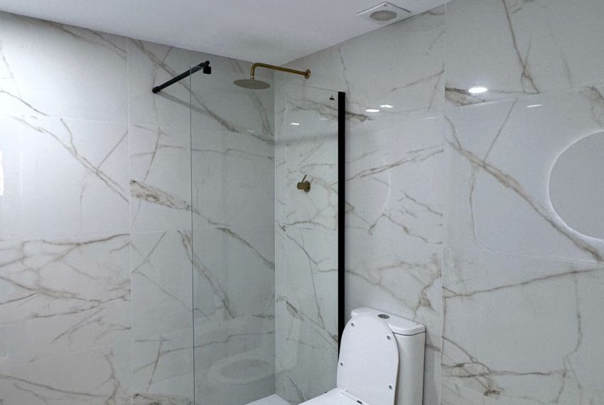 R5230198-Apartment-For-Sale-Benahavis-Duplex-5-Beds-235-Built-17