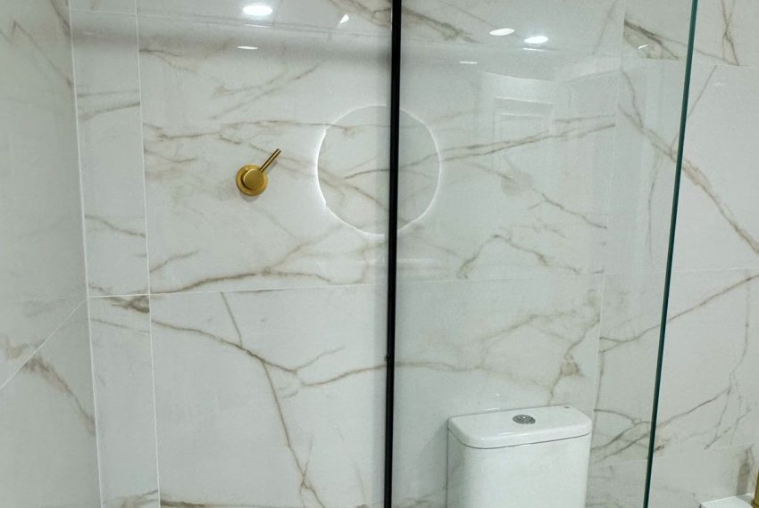 R5230198-Apartment-For-Sale-Benahavis-Duplex-5-Beds-235-Built-18