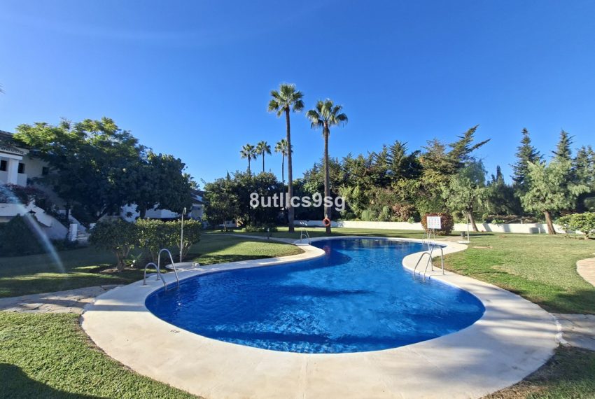 R5230504-Apartment-For-Sale-Nueva-Andalucia-Ground-Floor-Apartment-3-Beds-136-Built