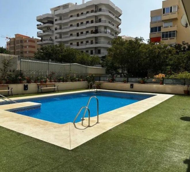 R5231146-Image 1-Middle Floor Apartment - 3 Beds - 75 Built