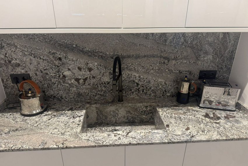 R5231551-Apartment-For-Sale-Benahavis-Middle-Floor-Apartment-2-Beds-90-Built-1