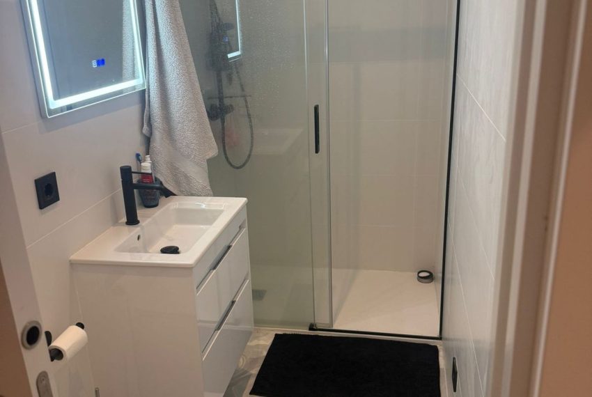 R5231551-Apartment-For-Sale-Benahavis-Middle-Floor-Apartment-2-Beds-90-Built-8