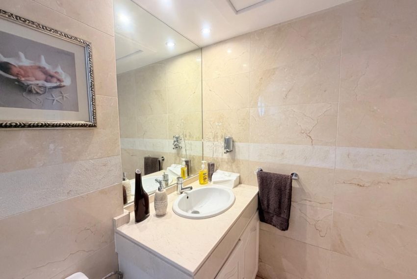 R5232376-Apartment-For-Sale-Marbella-Middle-Floor-Apartment-3-Beds-142-Built-11