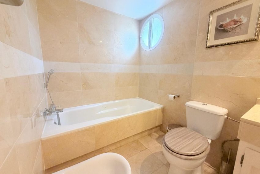 R5232376-Apartment-For-Sale-Marbella-Middle-Floor-Apartment-3-Beds-142-Built-12