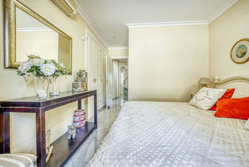 R5232535-Apartment-For-Sale-Marbella-Middle-Floor-Apartment-2-Beds-84-Built-14