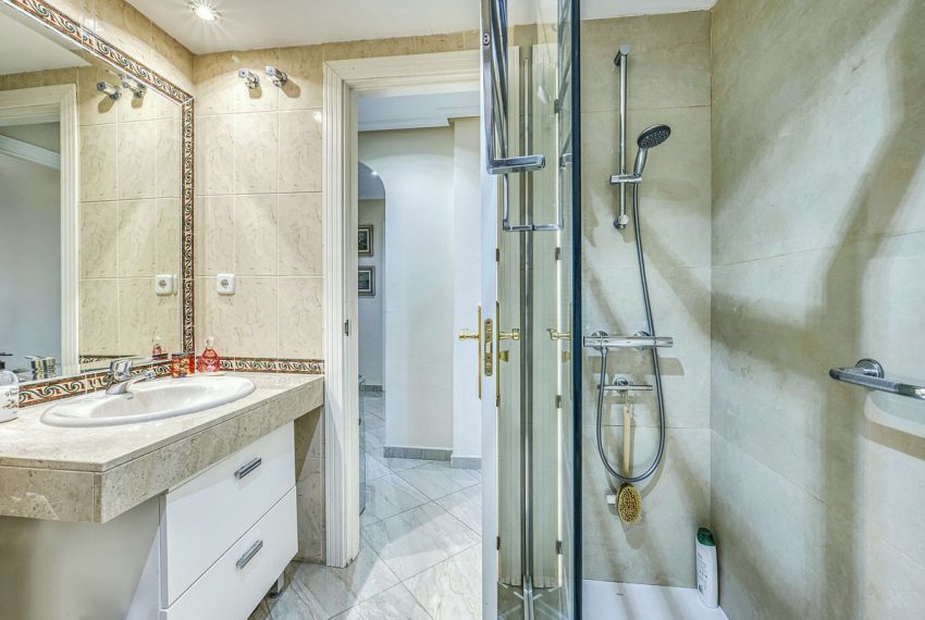 R5232535-Apartment-For-Sale-Marbella-Middle-Floor-Apartment-2-Beds-84-Built-8