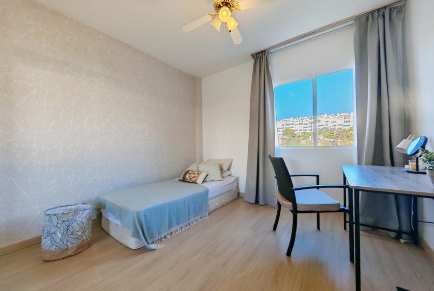 R5232586-Apartment-For-Sale-Calahonda-Penthouse-2-Beds-75-Built-11