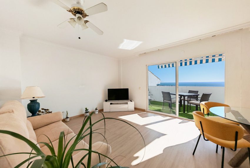 R5232586-Apartment-For-Sale-Calahonda-Penthouse-2-Beds-75-Built-2