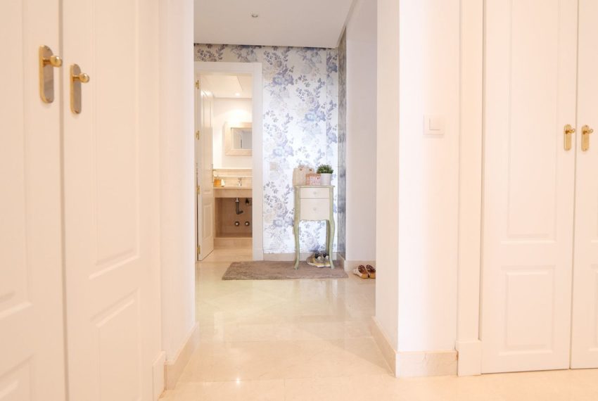 R5233405-Apartment-For-Sale-Nueva-Andalucia-Ground-Floor-Apartment-2-Beds-121-Built-18