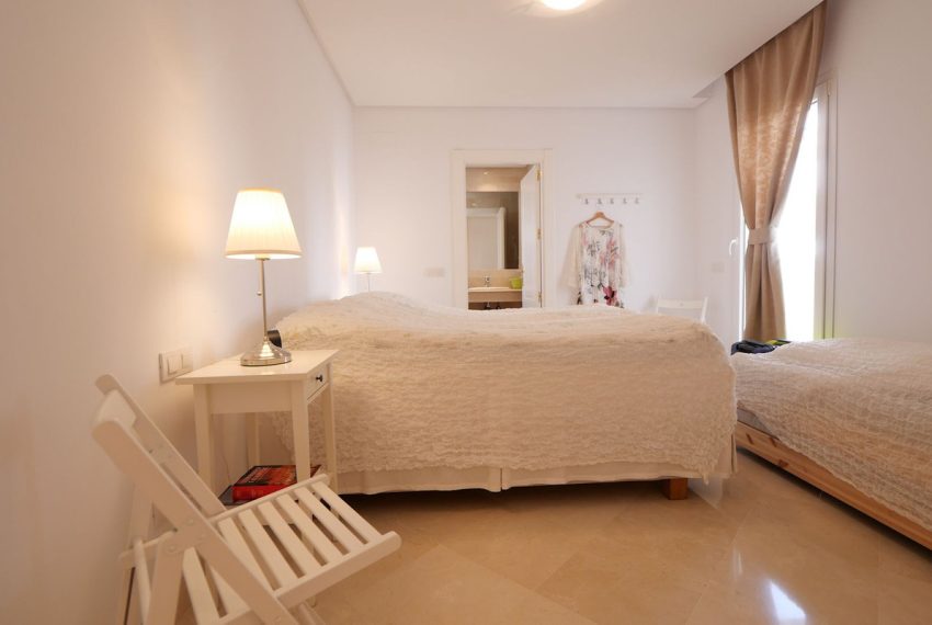 R5233405-Apartment-For-Sale-Nueva-Andalucia-Ground-Floor-Apartment-2-Beds-121-Built-9