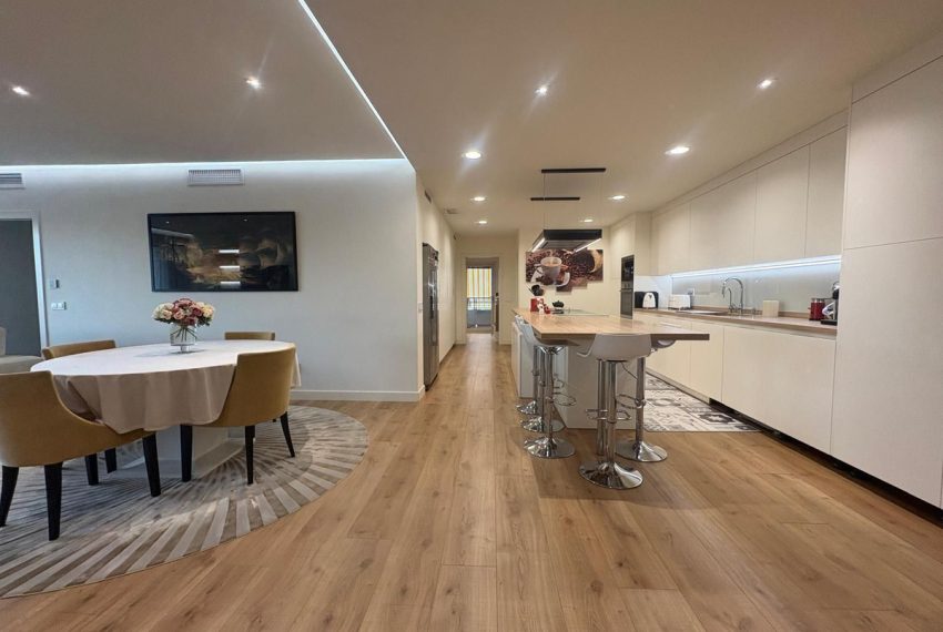 R5233582-Apartment-For-Sale-Marbella-Middle-Floor-Apartment-4-Beds-180-Built-12