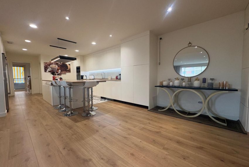 R5233582-Apartment-For-Sale-Marbella-Middle-Floor-Apartment-4-Beds-180-Built-13