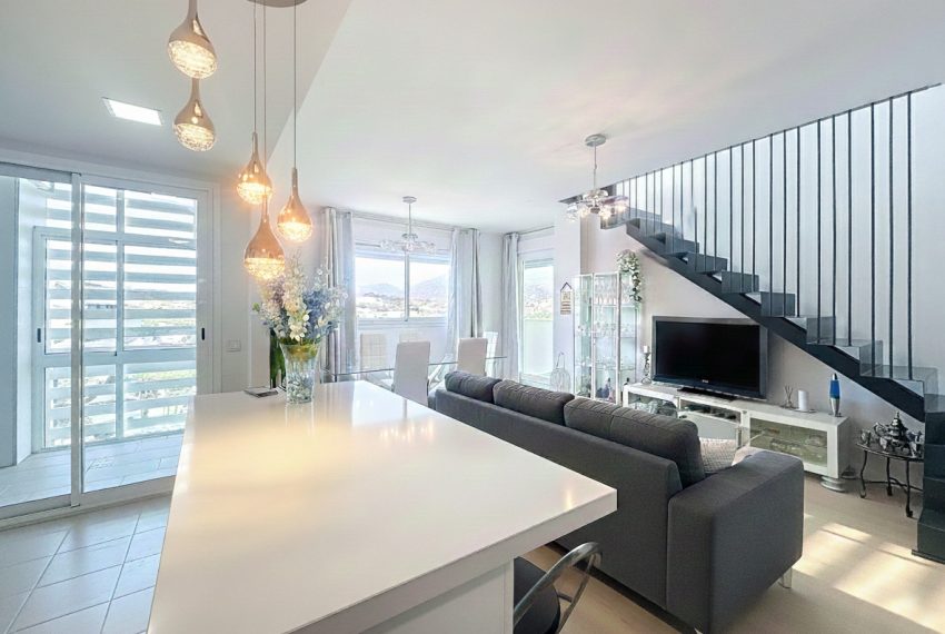 R5233969-Apartment-For-Sale-Estepona-Penthouse-3-Beds-187-Built-1