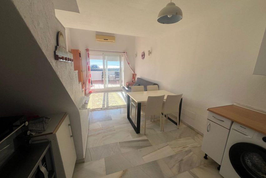 R5234158-Apartment-For-Sale-Estepona-Penthouse-1-Beds-58-Built-3
