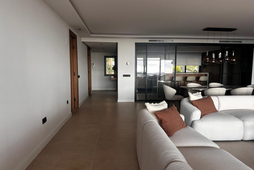 R5234458-Apartment-For-Sale-Nueva-Andalucia-Middle-Floor-Apartment-3-Beds-400-Built-3