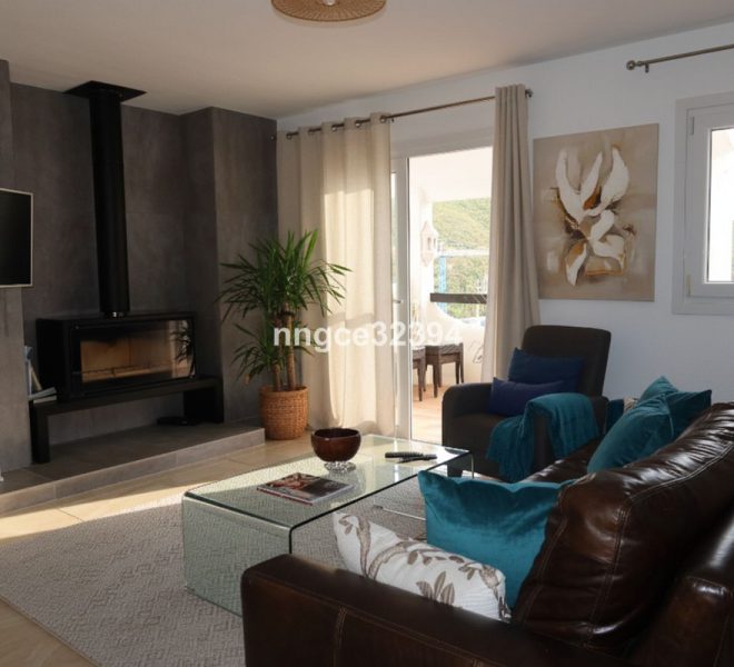 R5234713-Image 1-Penthouse - 3 Beds - 114 Built