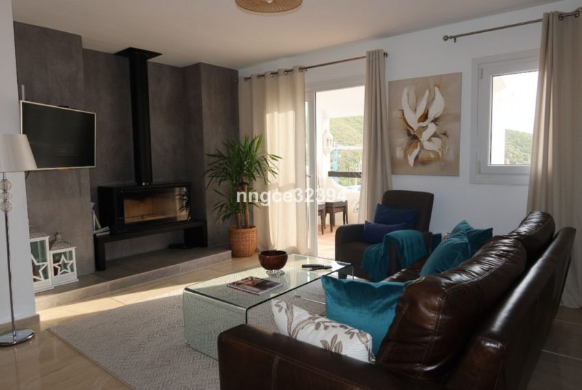 R5234713-Apartment-For-Sale-Benahavis-Penthouse-3-Beds-114-Built