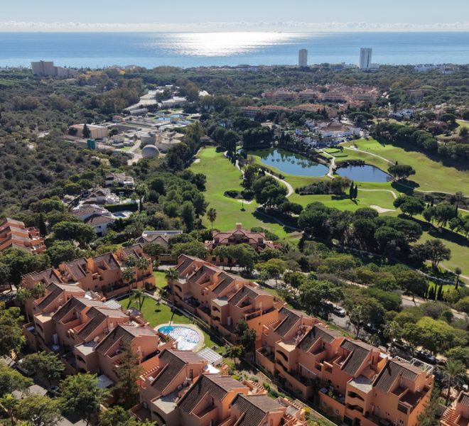 R5234794-Image 1-Middle Floor Apartment - 2 Beds - 168 Built