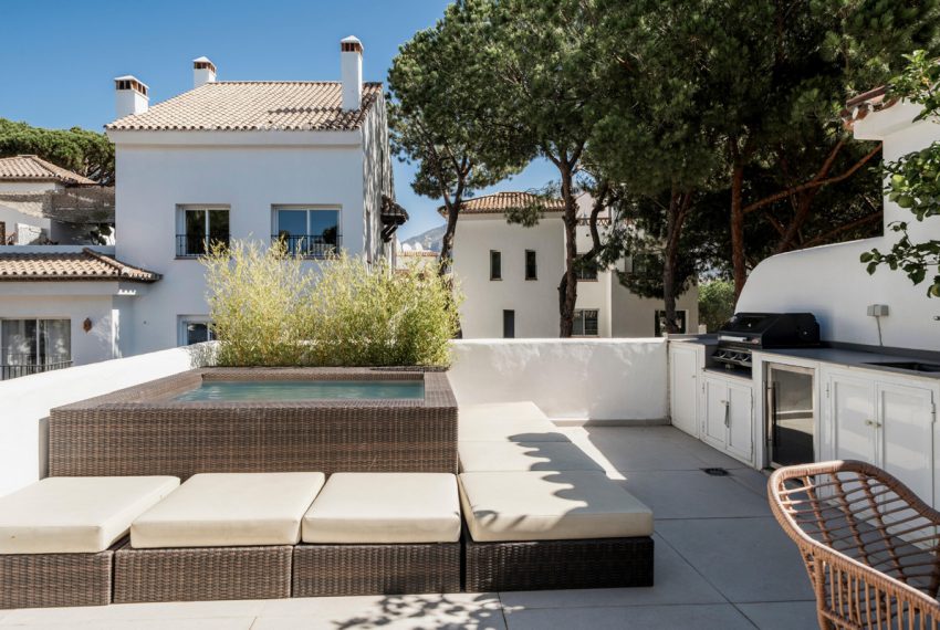 R5235238-Apartment-For-Sale-Nueva-Andalucia-Duplex-3-Beds-115-Built-2