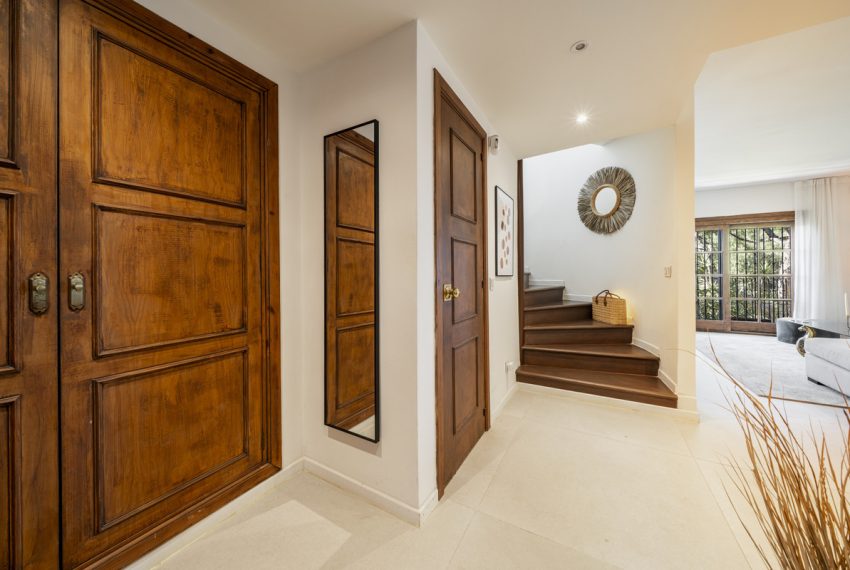 R5235238-Apartment-For-Sale-Nueva-Andalucia-Duplex-3-Beds-115-Built-4