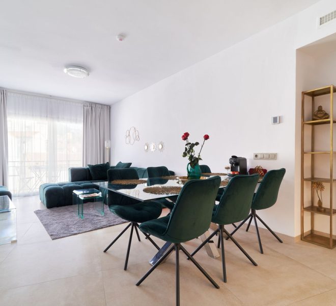 R5235289-Image 1-Middle Floor Apartment - 3 Beds - 83 Built