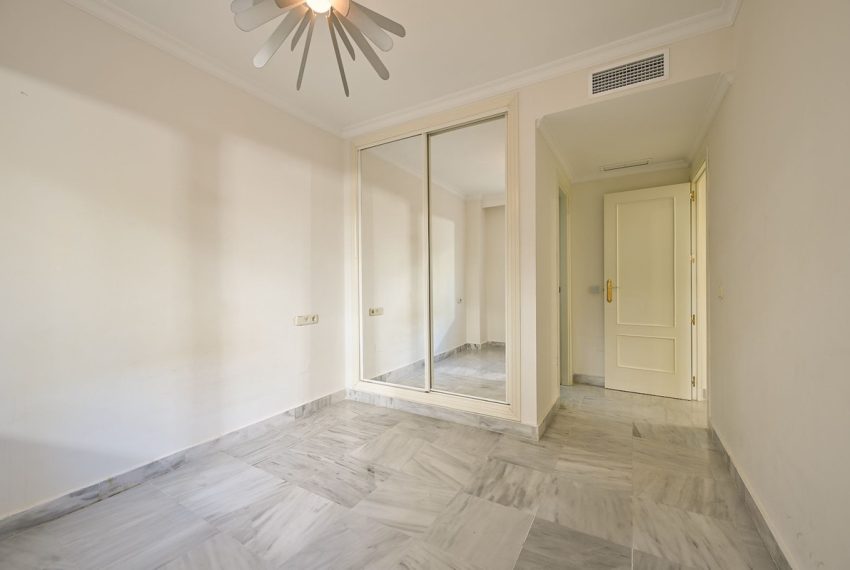 R5236090-Apartment-For-Sale-Puerto-Banus-Ground-Floor-Apartment-2-Beds-94-Built-5