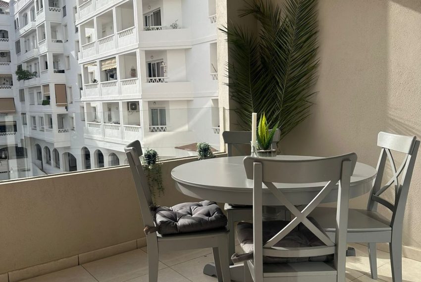 R5236573-Apartment-For-Sale-Marbella-Middle-Floor-Apartment-3-Beds-132-Built