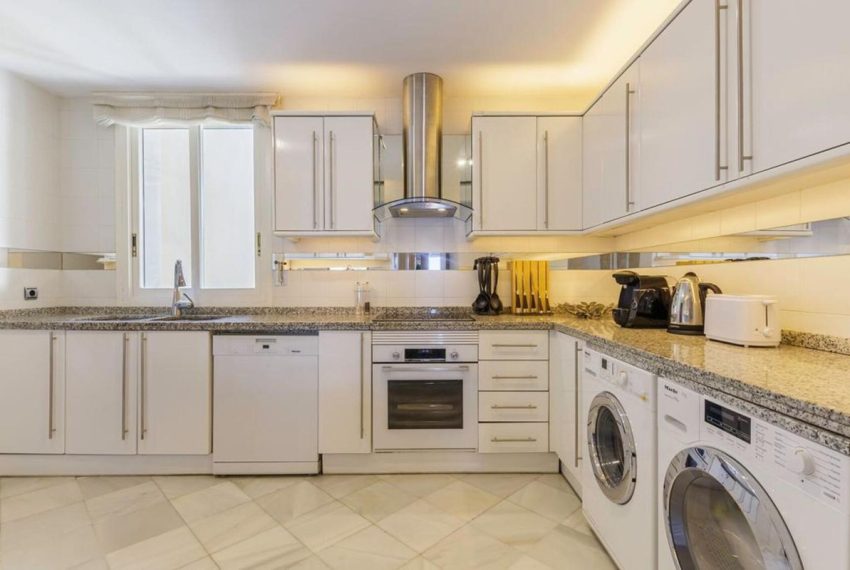 R4415506-Apartment-For-Sale-Puerto-Banus-Middle-Floor-Apartment-3-Beds-370-Built-7