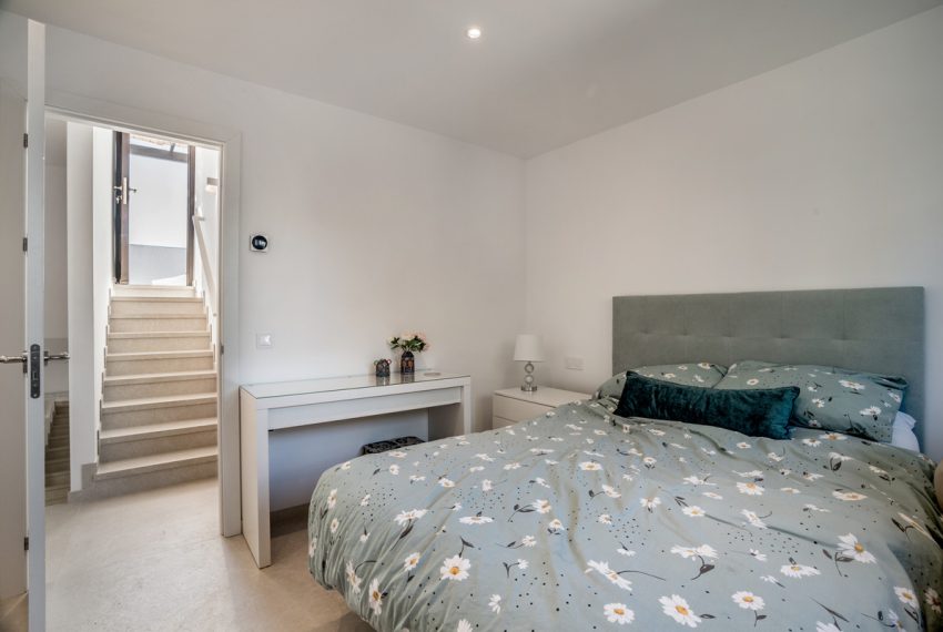 R4606537-Apartment-For-Sale-Nueva-Andalucia-Penthouse-Duplex-3-Beds-105-Built-16