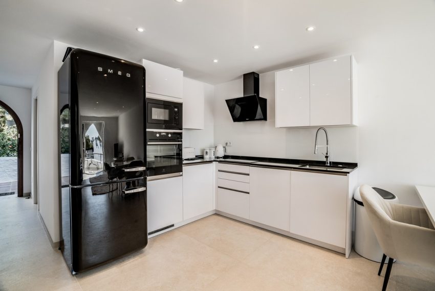 R4606537-Apartment-For-Sale-Nueva-Andalucia-Penthouse-Duplex-3-Beds-105-Built-4