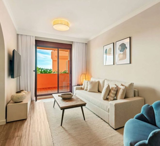 R4779799-Image 1-Middle Floor Apartment - 1 Beds - 69 Built