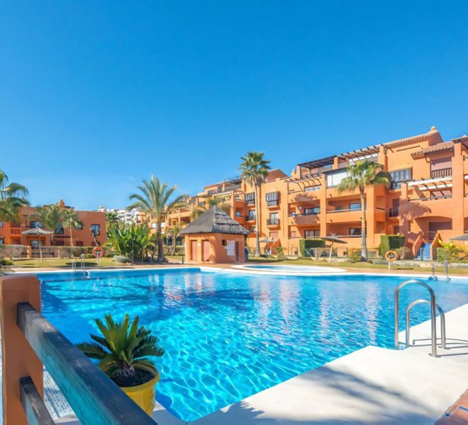 R4952059-Image 1-Penthouse - 3 Beds - 132 Built