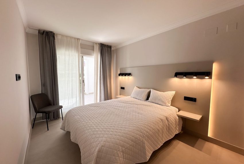 R4992727-Apartment-For-Sale-San-Pedro-de-Alcantara-Ground-Floor-Apartment-3-Beds-132-Built-11