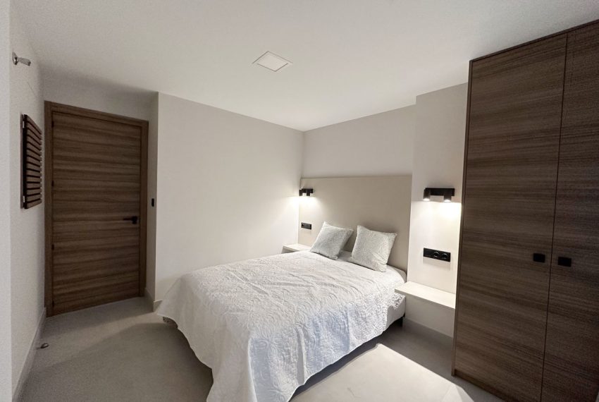 R4992727-Apartment-For-Sale-San-Pedro-de-Alcantara-Ground-Floor-Apartment-3-Beds-132-Built-9