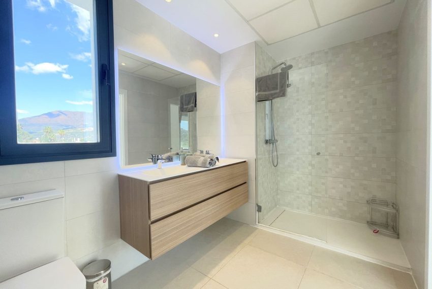 R4993681-Apartment-For-Sale-Estepona-Penthouse-3-Beds-192-Built-11