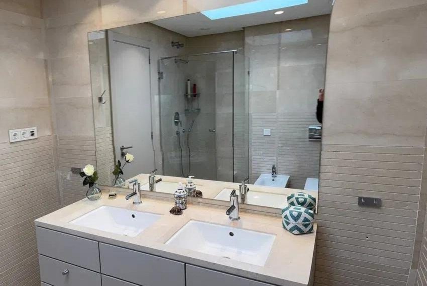 R5008006-Apartment-For-Sale-The-Golden-Mile-Penthouse-2-Beds-206-Built-16