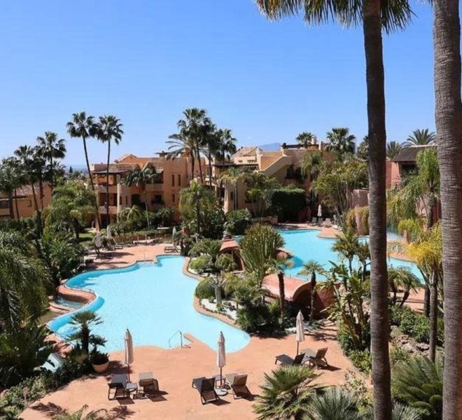 R5008006-Image 1-Penthouse - 2 Beds - 206 Built