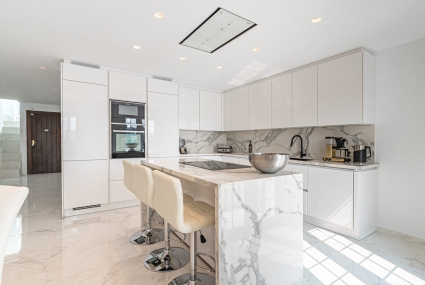 R5014357-House-For-Sale-Nueva-Andalucia-Townhouse-3-Beds-258-Built-4