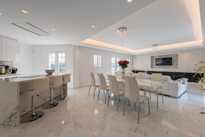 R5014357-House-For-Sale-Nueva-Andalucia-Townhouse-3-Beds-258-Built-5